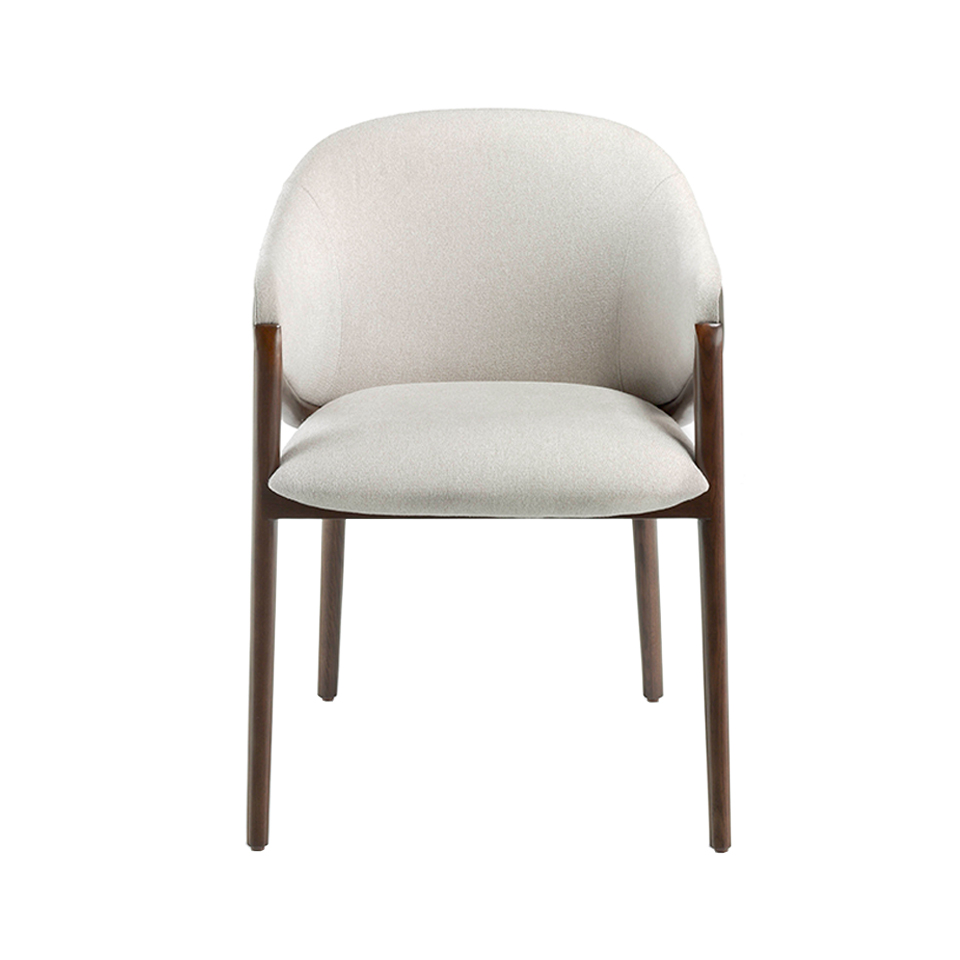Silla tapizada en tela y polipiel con estructura madera en color nogal